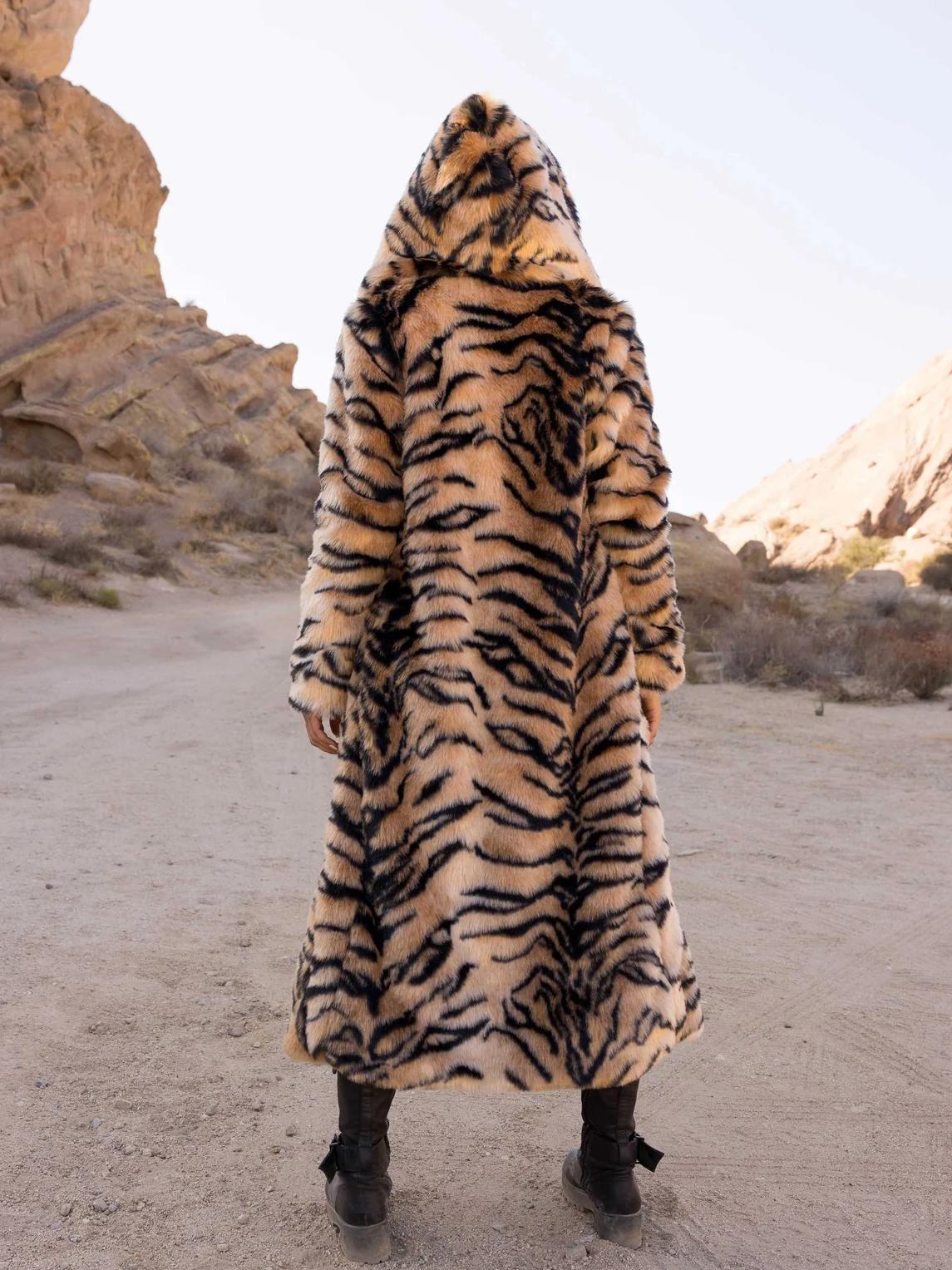 Damen Tigerstreifen Kunstfell  – Winter Clothing Trends 2026 Bewertung und Preis